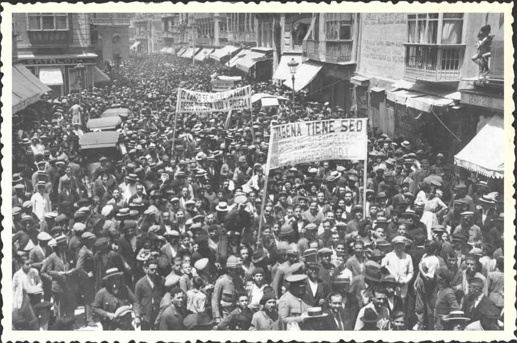 MANIFESTACIÓN EN CARTAGENA. 14-6-1930