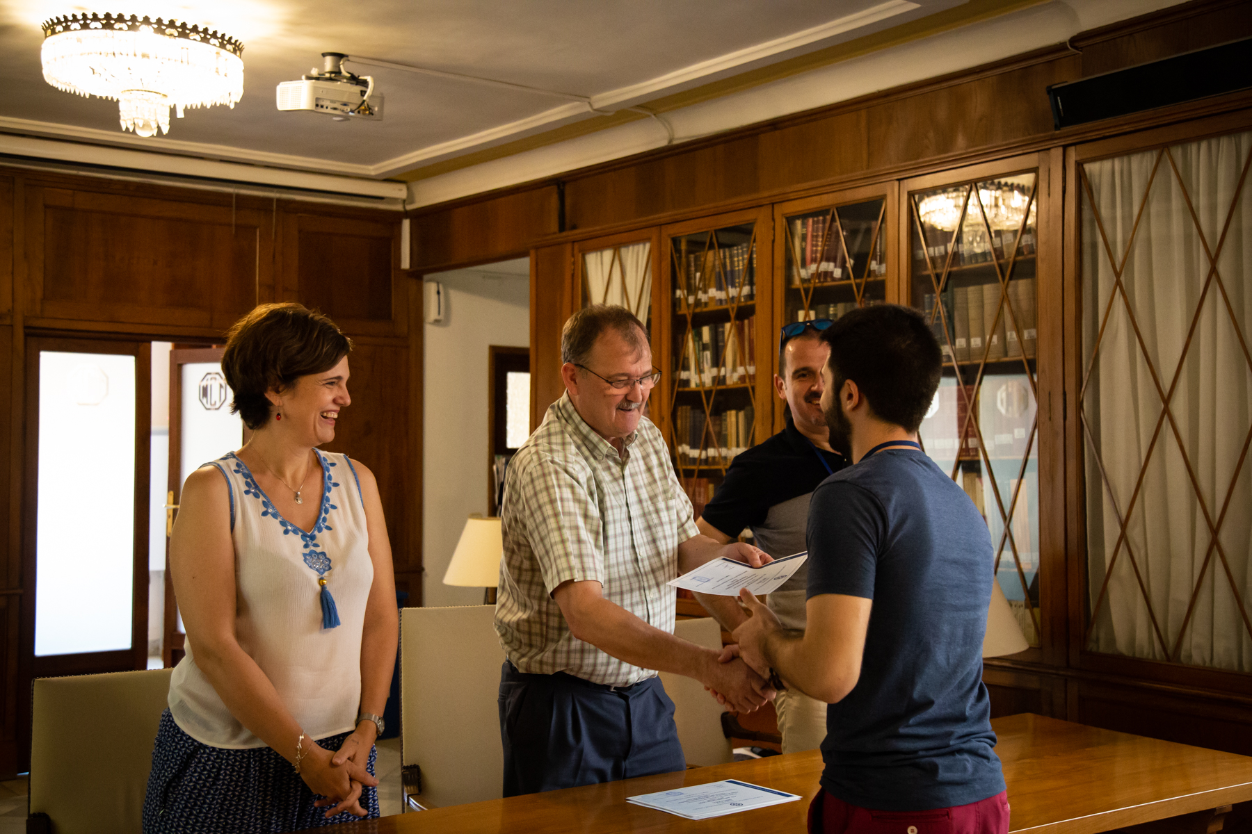 Foto Entrega de Diplomas