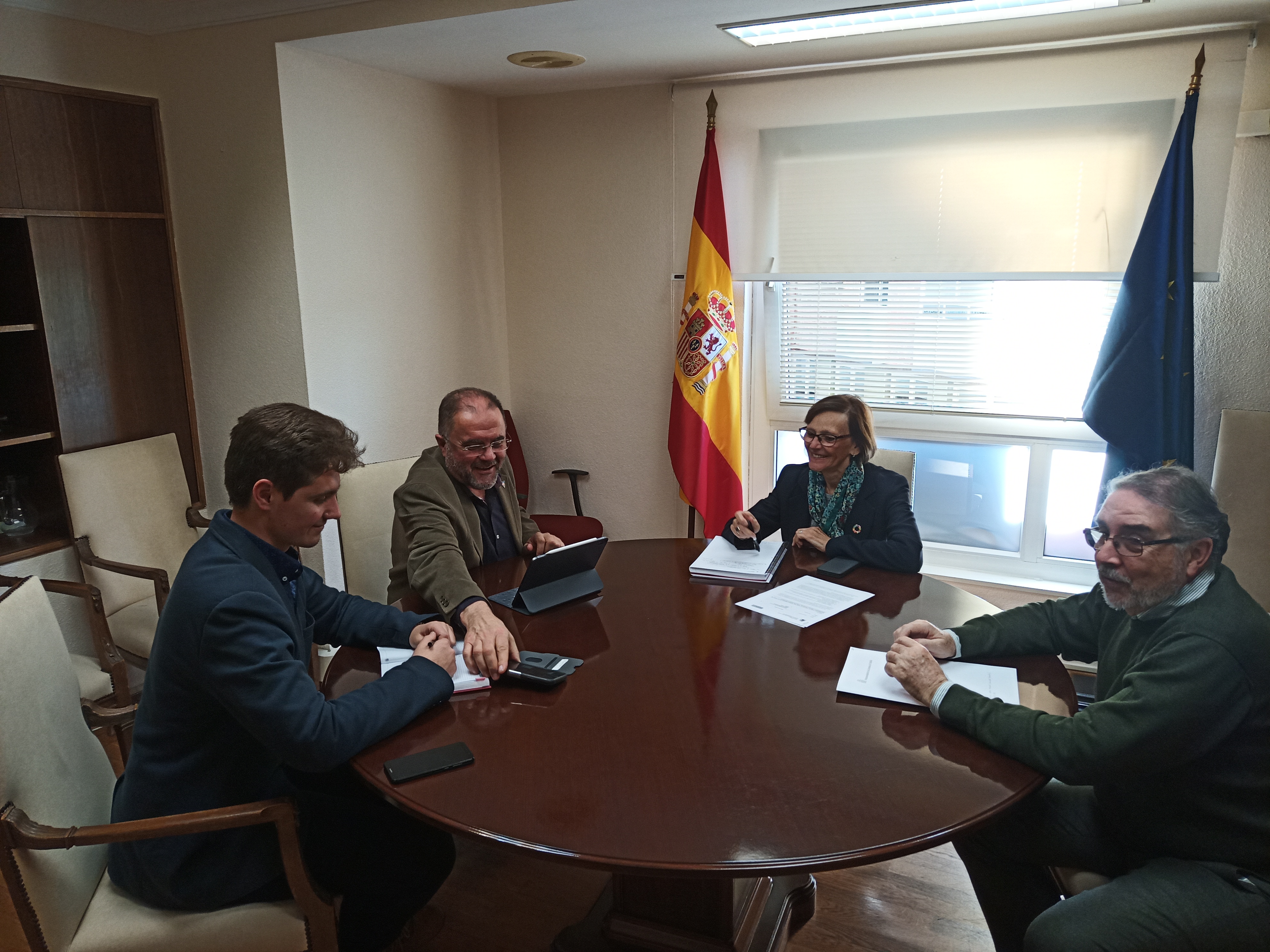 Imagen La presidenta recibe al Alcalde de Totana