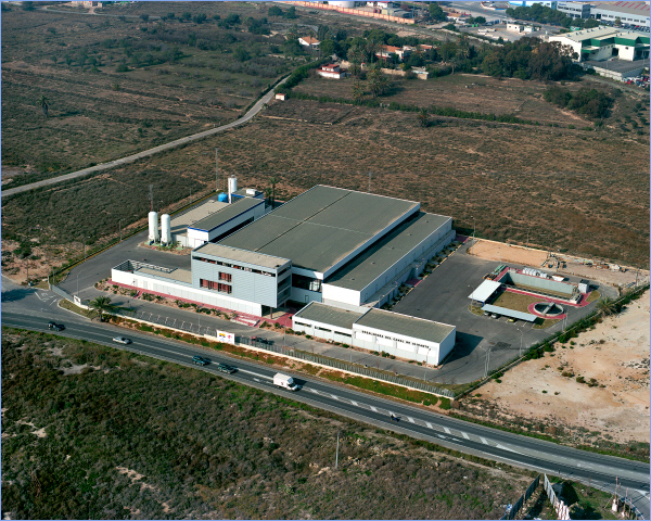 ver Vista general de la desalinizadora de Alicante I
